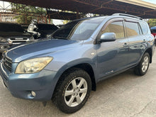 Load image into Gallery viewer, 2006 TOYOTA RAV4 2.4 AUTOMATIC TRANSMISSION - Cebu Autosales by Five Aces - Second Hand Used Car Dealer in Cebu
